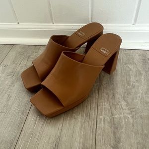 Jefferey Campbell Caviar Platform Sandals Size 10